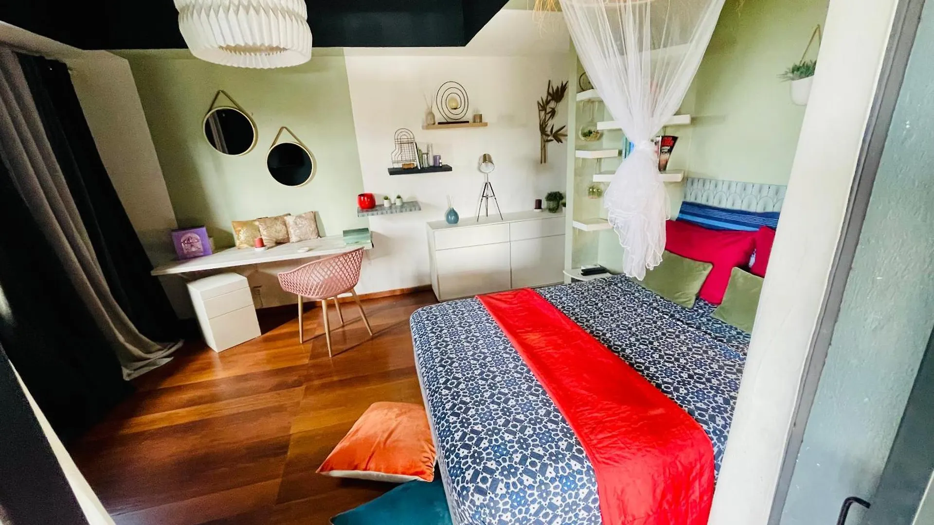 Oasis Suite Шельшер 0*,  Мартиника